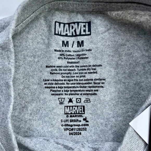 NWT Marvel Avengers T-shirt Size M - Picture 2 of 6